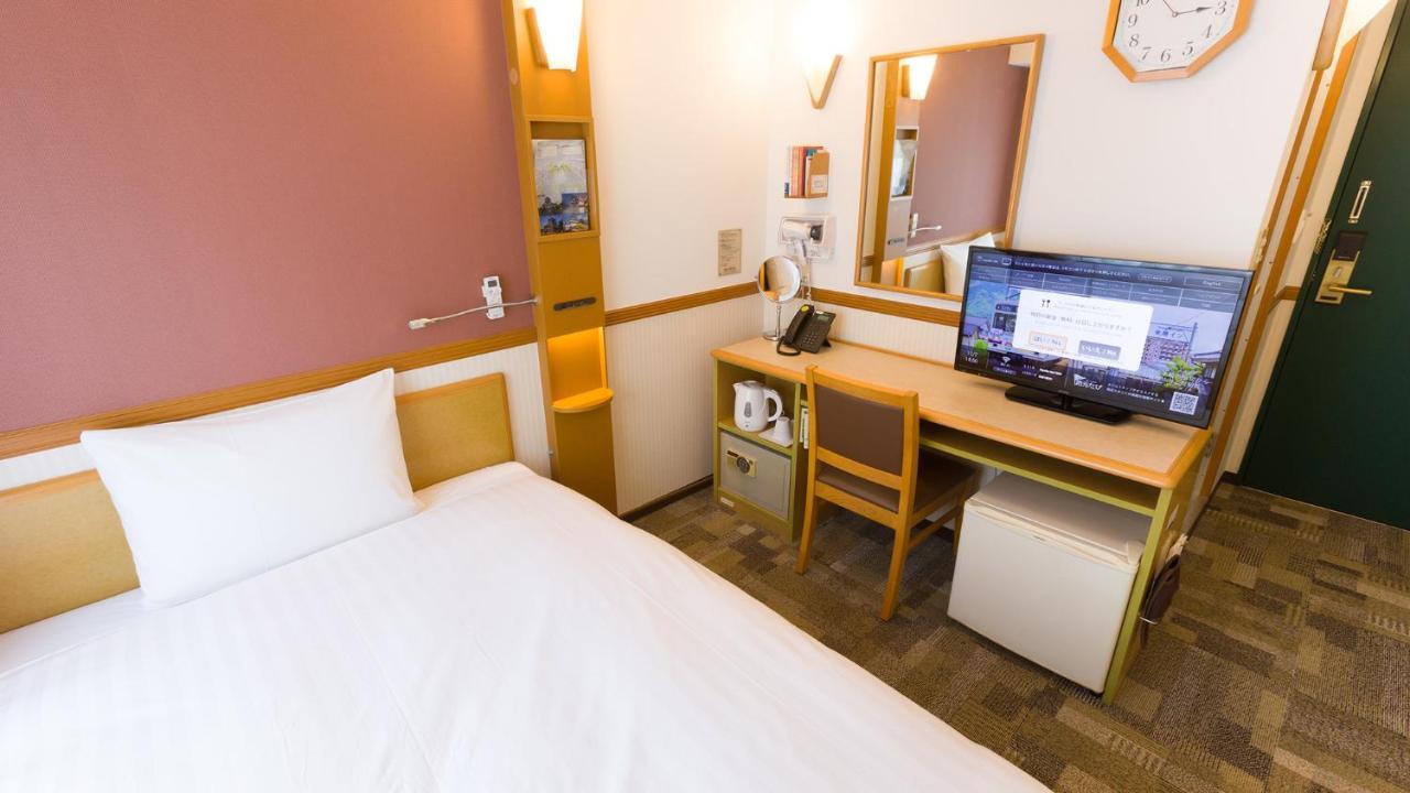Toyoko Inn JR Yokohama sen Sagamihara Ekimae Eksteriør billede