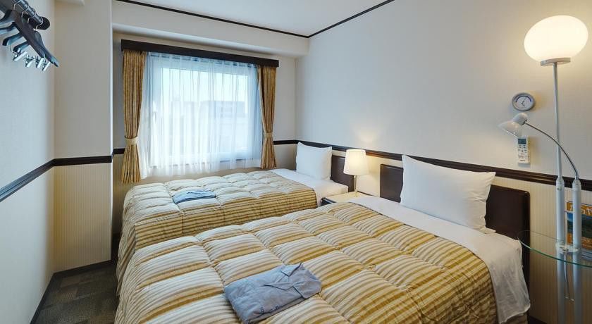 Toyoko Inn JR Yokohama sen Sagamihara Ekimae Eksteriør billede